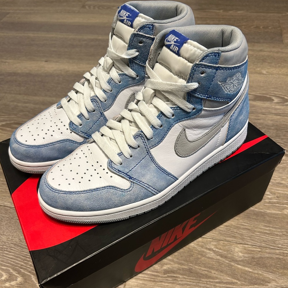 Jordan 1 Retro High OG White Light Blue Silver